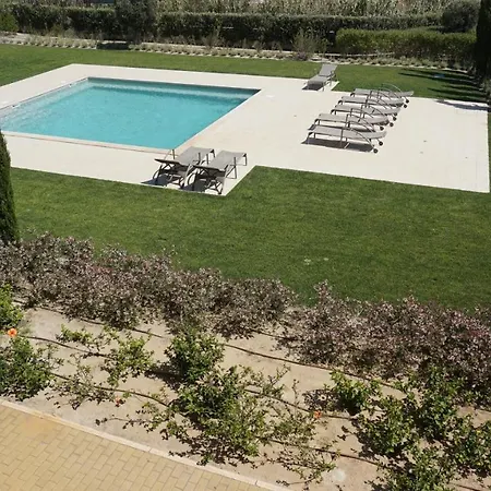 7 Mares アパート サグレス